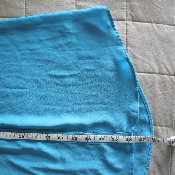 Express Blue Collared Sleeveless Blouse - Picture 4 of 7